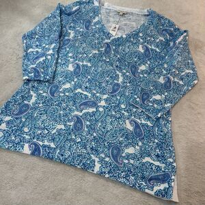 NEW Talbots Women’s Cotton V-Neck Tee in Perky Paisley Blue White Shirt Small